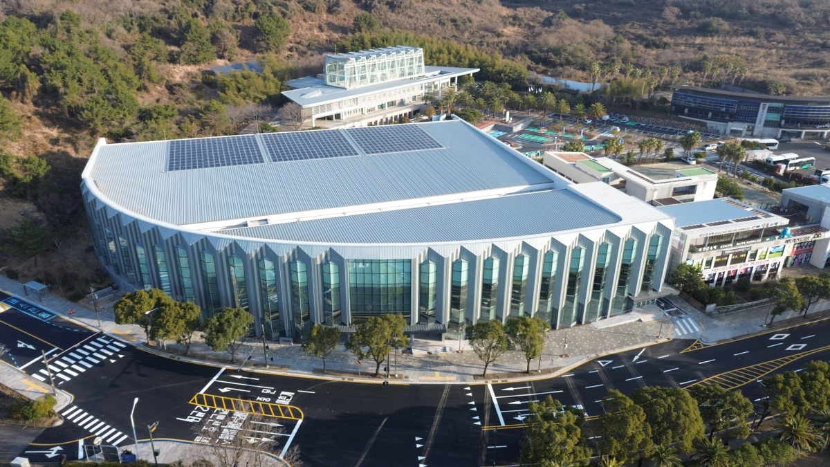 서귀포시 중문관광단지 내에 조성되는 제주 제2국제컨벤션센터가 오는 24일 개관한다. 제주도 제공