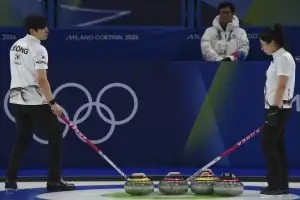 5연패 뒤 3연승 컬링 믹스더블 ‘유종의 미’ 거둘까