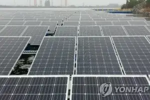 새만금 수상태양광 1단계 사업 정상 궤도 오를까…기후부·한전·전북 “적기 공급 추진”