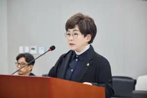 김선희 경기도의원, 학교민주시민교육 역량 강화하는 조례안 교육기획위원회 심사 통과