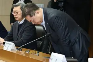 경제 6단체 소집, 군기 잡는 산업장관… “대한상의 공적 책무 망각”