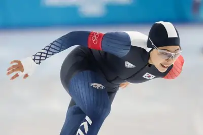 김민선, 이나현 스피드 스케이팅 여자 1000m 메달획득은 다음에…역대 최고 순위 이나현 “톱10 성적나왔고 1000m더 발전시킬수 있겠다 생각”
