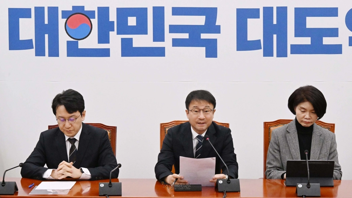 한병도더불어민주당 원내대표가 10일 국회에서 열린 원내대책회의에서 발언하고 있다. 2026.2.10 안주영 전문기자