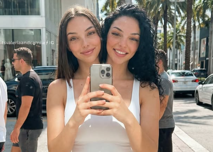 소셜미디어(SNS)에서 수십만명의 팔로워를 모으며 화제가 된 샴쌍둥이 모델이 인공지능(AI)으로 생성됐다는 사실이 알려지자 윤리적 논란이 일고 있다. 인스타그램 캡처