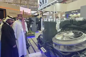 사막에서도 통하는 K-방산…SNT, 사우디에서 중동 방산시장 공략