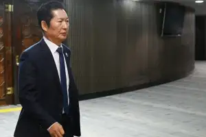 위기의 정청래… 결집하는 친명