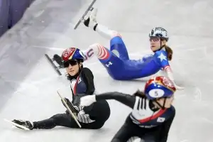 세 번 ‘꽈당’, 한국 발목 잡은 美 선수…SNS에 “한국에 빌어라” 악플 눈살