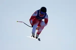 스키 타는 목수… 첫 2관왕 훨훨