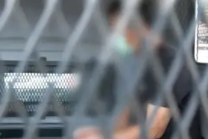 thumbnail - “눈 떠보니 러브호텔 침대 위 알몸” 성폭행당한 여대생… 50대 택시기사 체포한 방콕 경찰