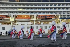 여수항에 ‘국제 크루즈’ 올해 첫 입항