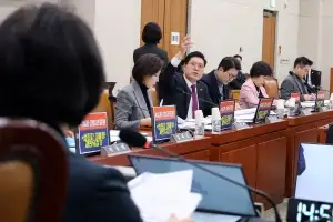 대법 판결도 헌재가 본다… 與 ‘재판소원법’ 법사소위 단독 처리