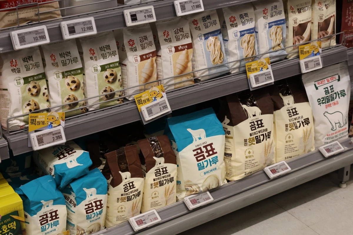 6일 서울 시내 대형마트에 밀가루 판매대 모습. 2026.2.6. 연합뉴스