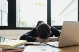 아직도 10명 중 1명꼴… 후배 사비로 국·과장 밥 사는 공직사회 ‘간부 모시는 날’ 3차 실태조사 착수