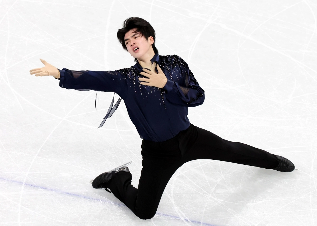 한국 피겨 스케이팅 남자 싱글의 간판 차준환이 11일(한국시간) 이탈리아 밀라노 아이스스케이팅 아레나에서 열린 2026 밀라노·코르티나담페초 동계올림픽 개인전 남자 싱글 쇼트 프로그램에서 혼신의 연기를 펼치고 있다. ﻿  밀라노 뉴시스