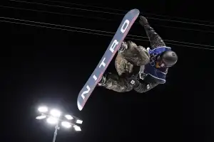 이채운 결선 진출…스노보드 남자 하프파이프 예선 9위