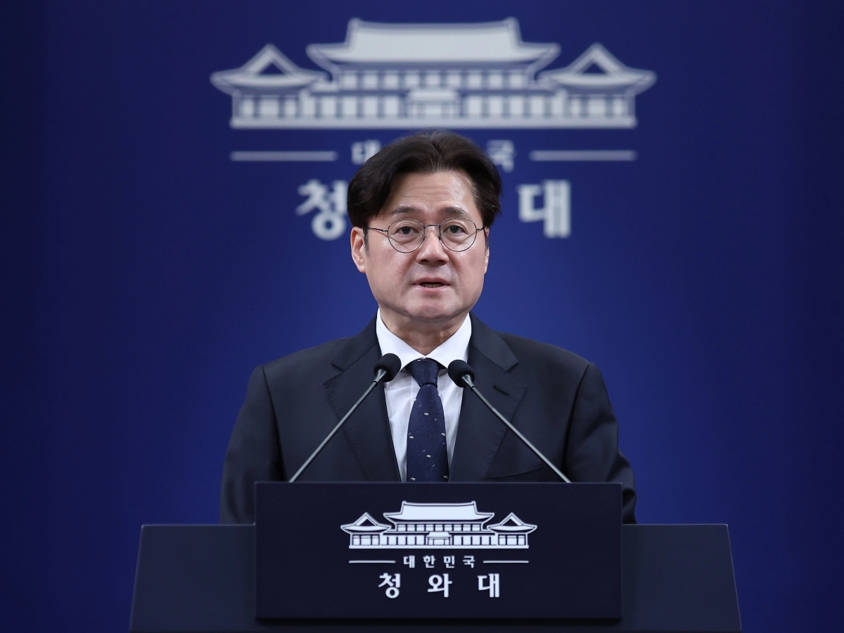 홍익표 정무수석, 이재명 대통령-여야 대표 오찬 취소 브리핑