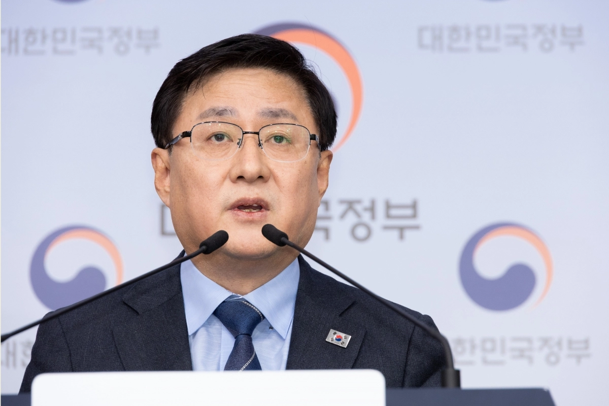 김성환 기후에너지환경부 장관이 12일 정부서울청사서 ‘공공소각시설 확충사업 단축방안’을 발표하고 있다. 기후에너지환경부 제공