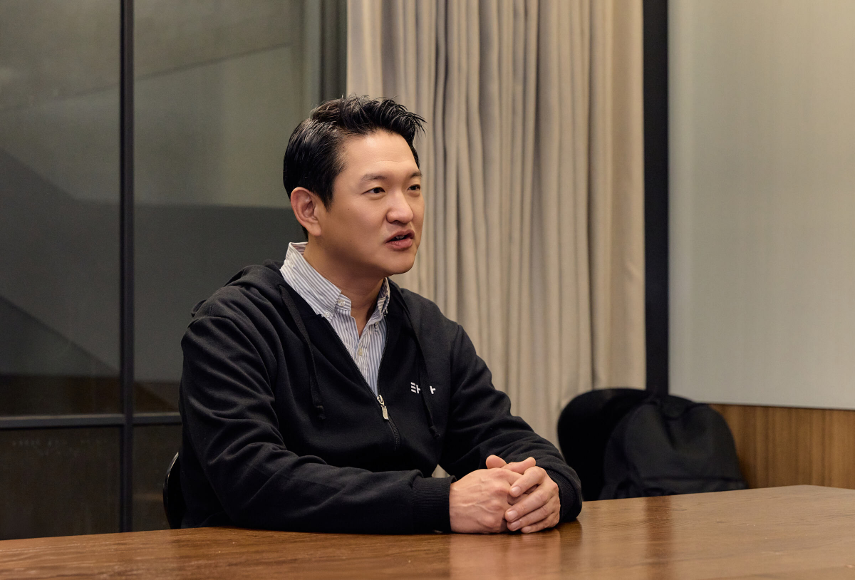 강희수 브이씨엔씨 대표가 12일 서울 성동구 성수동 사무실에서 서울신문과 만나 모빌리티 플랫폼 ’타다‘의 혁신에 대해 이야기하고 있다. 브이씨엔씨 제공