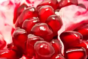 독감 유행에 떠오른 ‘이 과일’…HIV에도 강하다? 놀라운 정체