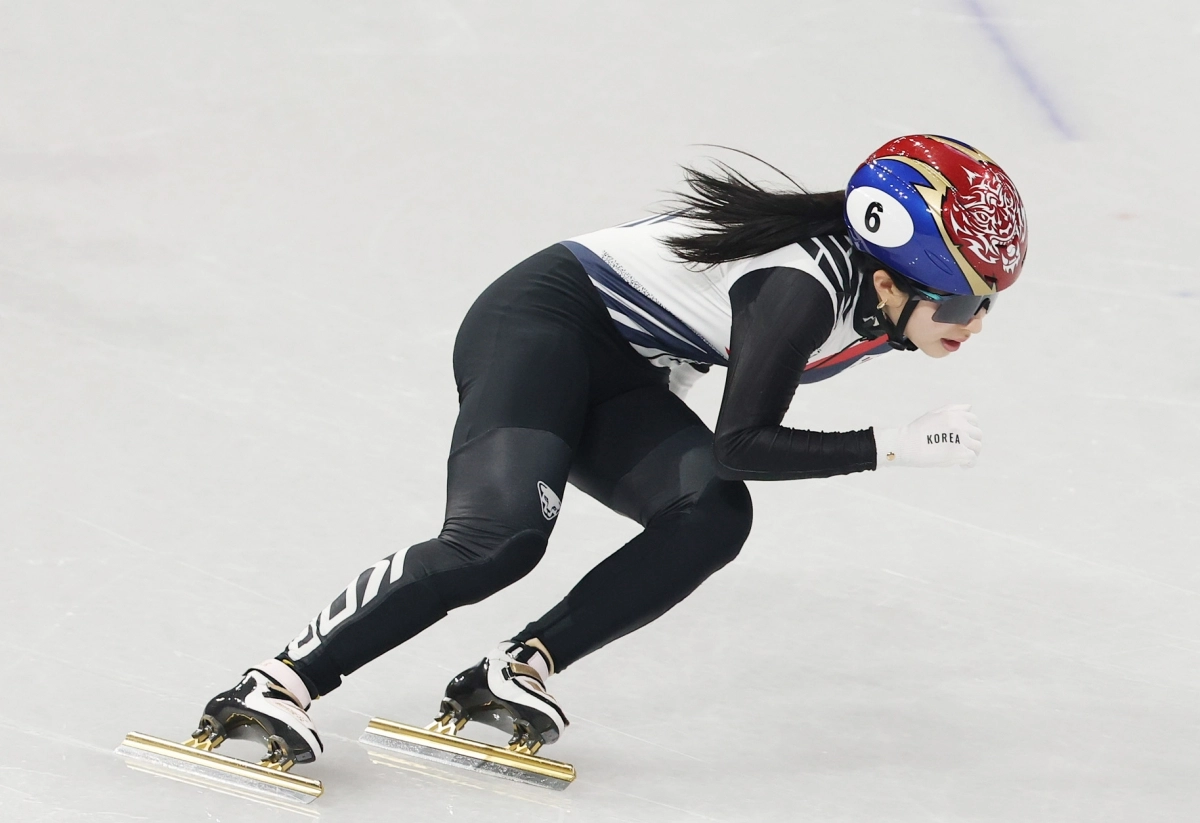 역주하는 김길리