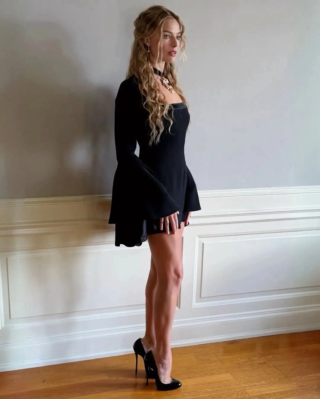 할리우드 배우 마고 로비. 인스타그램@andrewmukamal 캡처