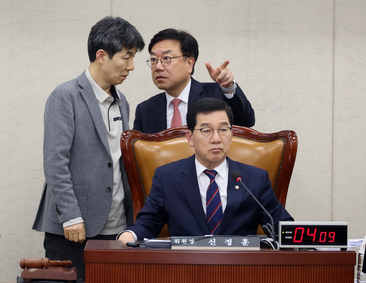 행정통합 의결, 쟁점 두고 논의하는 여야 간사