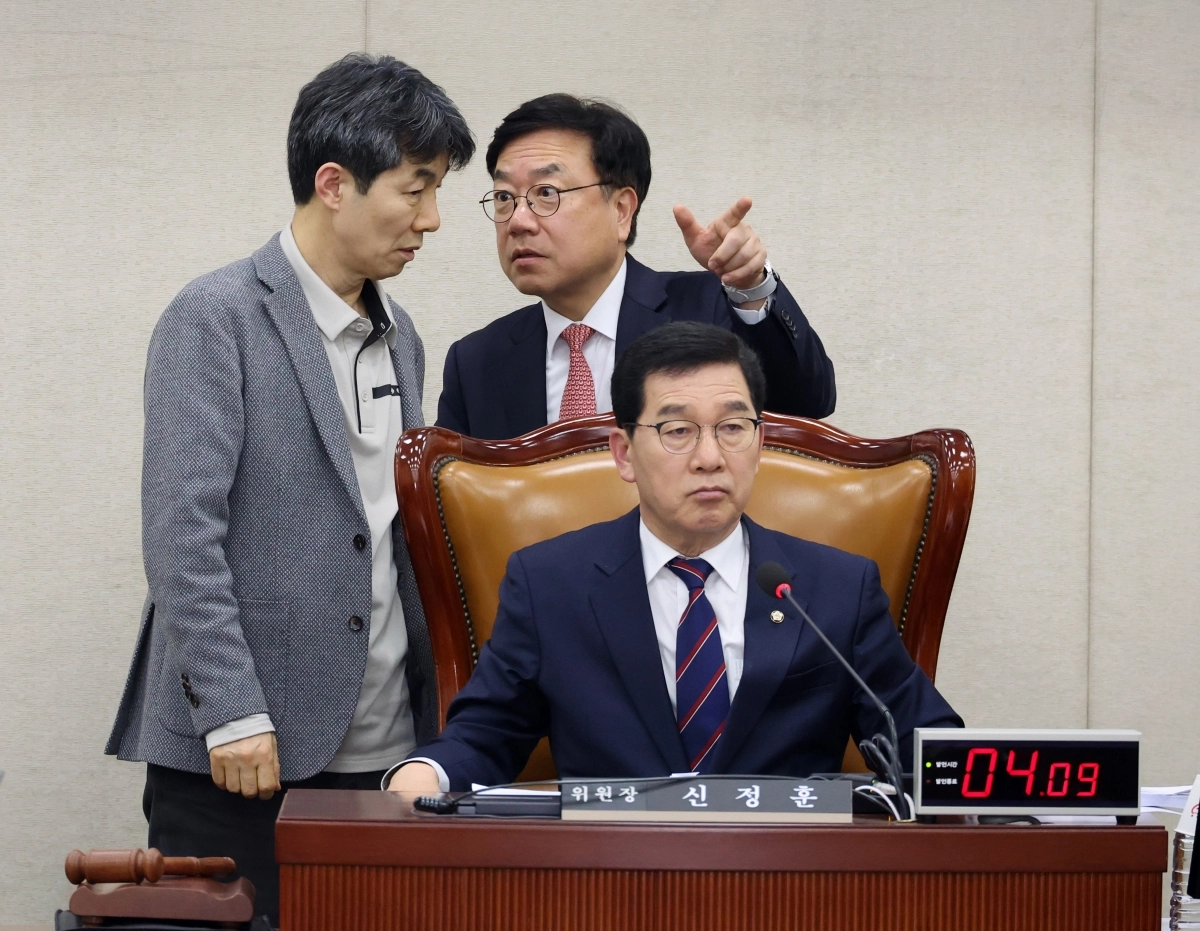 행정통합 의결, 쟁점 두고 논의하는 여야 간사