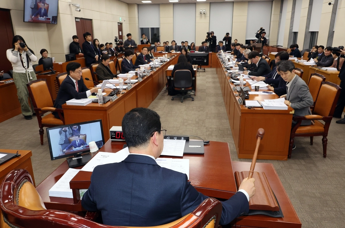 충남대전, 전남·광주, 대구경북 지역의 행정통합을 위한 특별법이 12일 국회에서 열린 행정안전위원회 전체회의에서 의결됐다. 연합뉴스