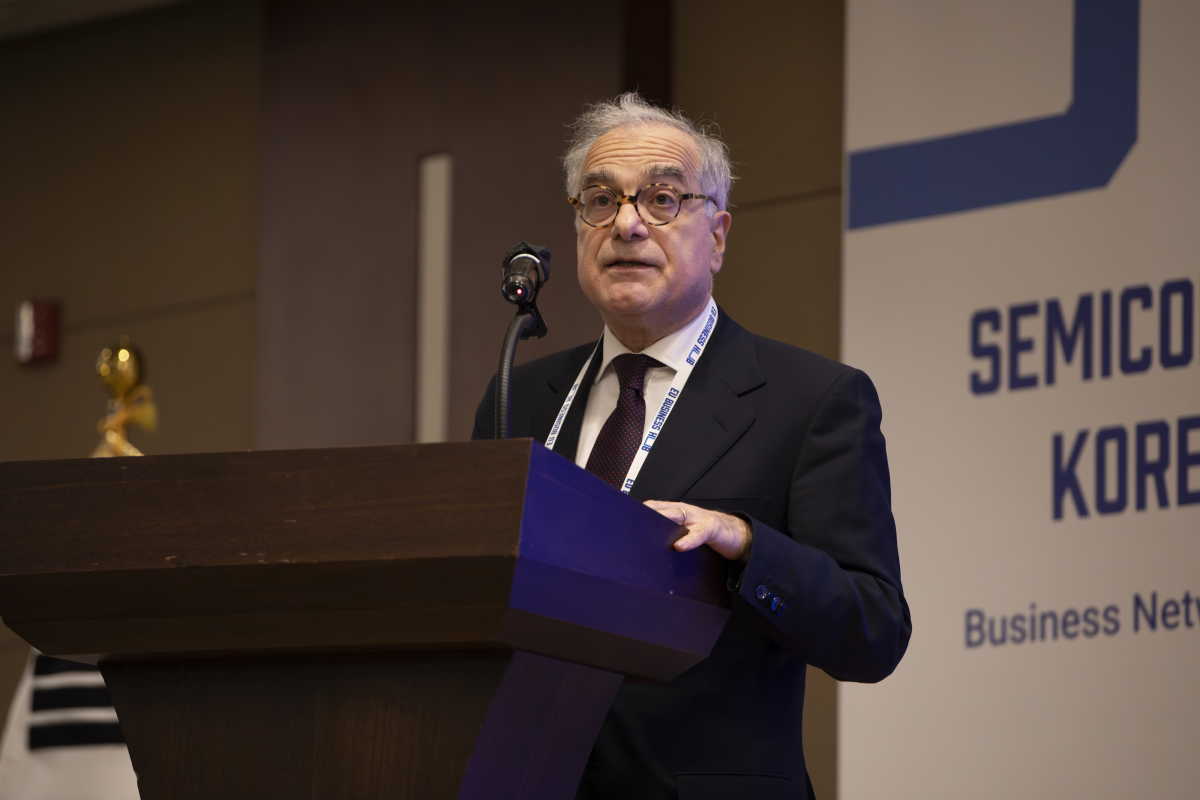 우고 아스투토 EU 대사