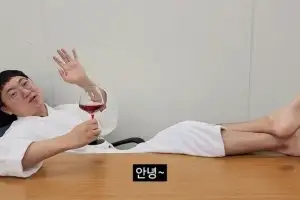 ‘충주맨’ 김선태 주무관, 사직서 제출… 충주시 “절차에 따라 처리”