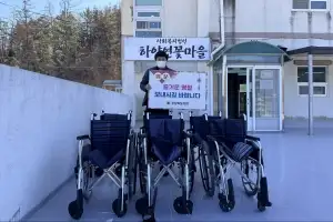 한창화 경북도의원, 설 명절 맞아 지역 요양원 위문품 전달