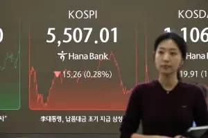 코스피 장중 최고치 새로 썼지만…외국인 ‘팔자’에 5500선 턱걸이
