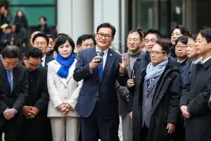 송영길, 민주당 복당·계양을 출마?…지각변동 예고