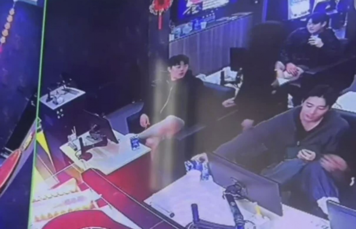 대만 현지 CCTV 영상 일부. 구단이 불법으로 분류된 장소 방문을 인정했다. MLB파크 캡처