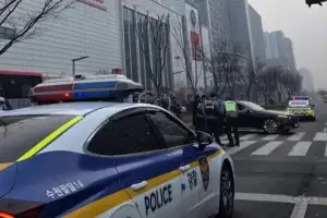 설 연휴 첫날 아침 ‘음주 역주행’ 20대 女, 횡단보도 보행차 치어