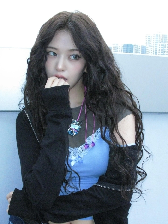 사진=안유진 SNS