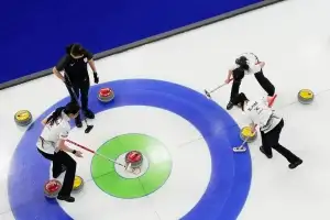 컬링 한일전 광고 중 ‘일장기’ 10초 노출…JTBC 또 중계 논란