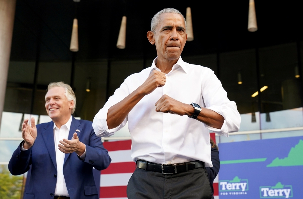 국제정치-미국-전직대통령-오바마-버지니아 주지사 선거 유세장 등장