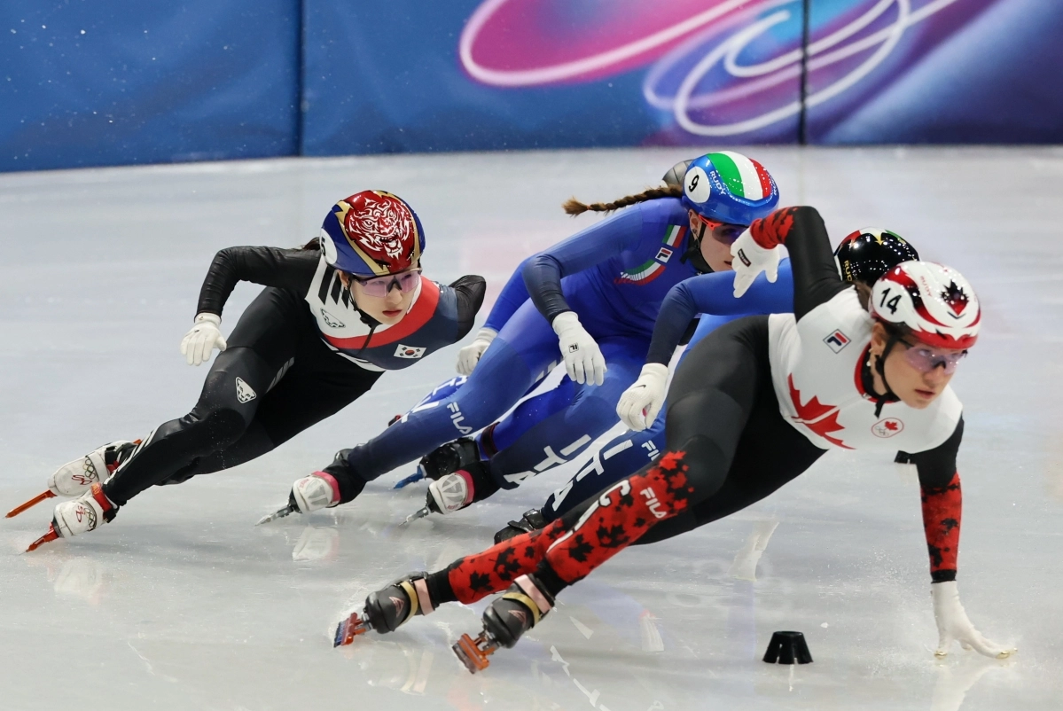 최민정이 16일(현지시간) 이탈리아 밀라노 아이스스케이팅 아레나에서 열린 2026 밀라노·코르티나담페초 동계올림픽 쇼트트랙 여자 1000m 준결승에서 질주하고 있다. 2026.2.16 뉴스1