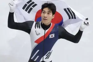 “임효준, 바지 벗기고 춤추면서 놀렸다”…황대헌 “수치스럽고 당황, 나도 피의자 됐다”