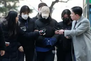 ‘모텔 연쇄 사망’ 20대 여성 피의자 구속송치… 살인 혐의 적용