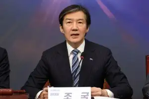 조국 “국민의힘 이미 정치적 생명 끝났다…3말·4초 출마 지역 결정”