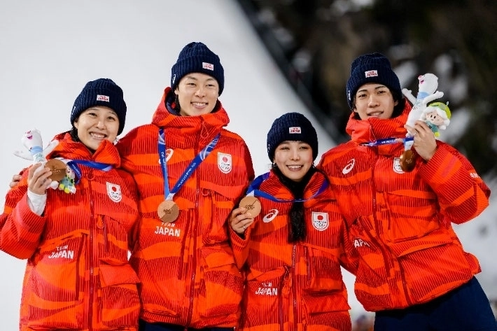 동메달 2개를 차지한 마루야마 노조미(맨 왼쪽). 연합뉴스