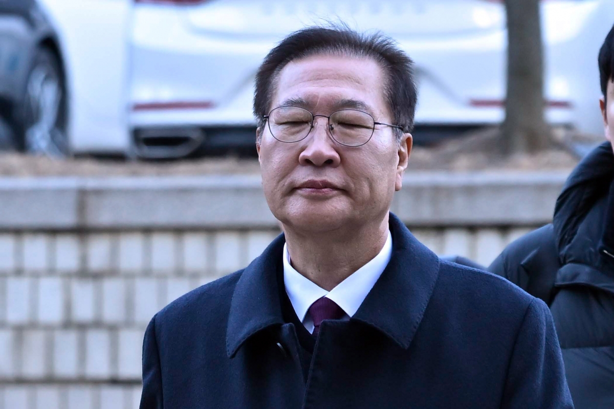 12·3 비상계엄 사태에 가담하고 김건희 여사의 수사 관련 청탁을 들어준 혐의로 기소된 박성재 전 법무부장관이 9일 서울 서초구 서울중앙지방법원에서 열린 공판에 출석하고 있다. 2026.2.9 공동취재