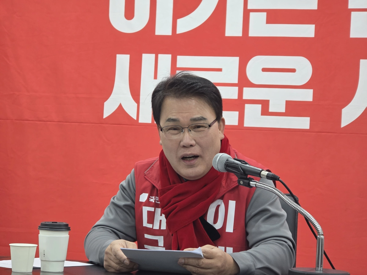 이재만 국민의힘 대구시장 예비후보가 20일 미국 라스베이거스에 있는 초대형 돔형 공연장 스피어를 대구에 유치하겠다는 공약을 발표하고 있다. 2026. 02. 20. 대구 민경석 기자