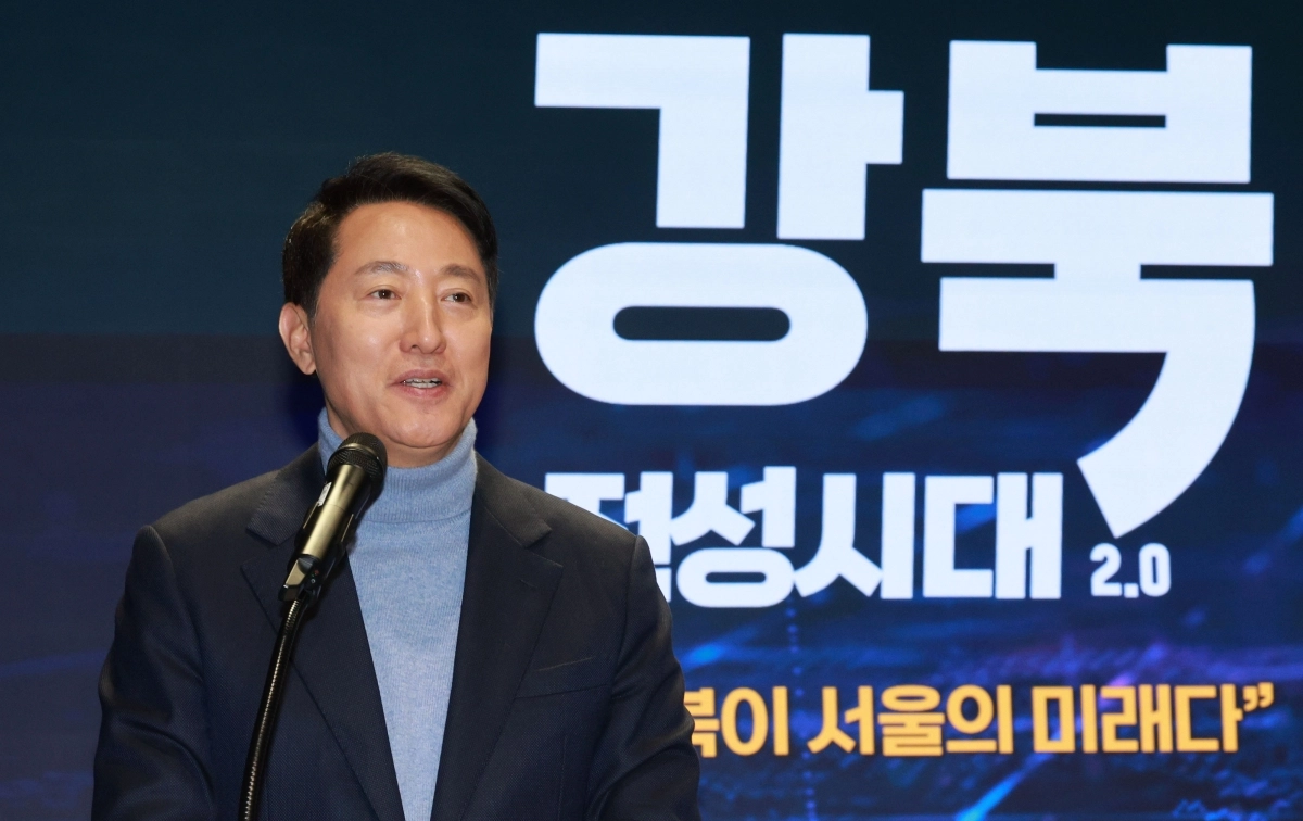오세훈 서울시장이 지난 19일 서울시청 서울갤러리에서 강남북 균형발전을 위한 서울대개조 프로젝트 ‘다시,강북전성시대 2.0’을 발표하고 있다. 연합뉴스