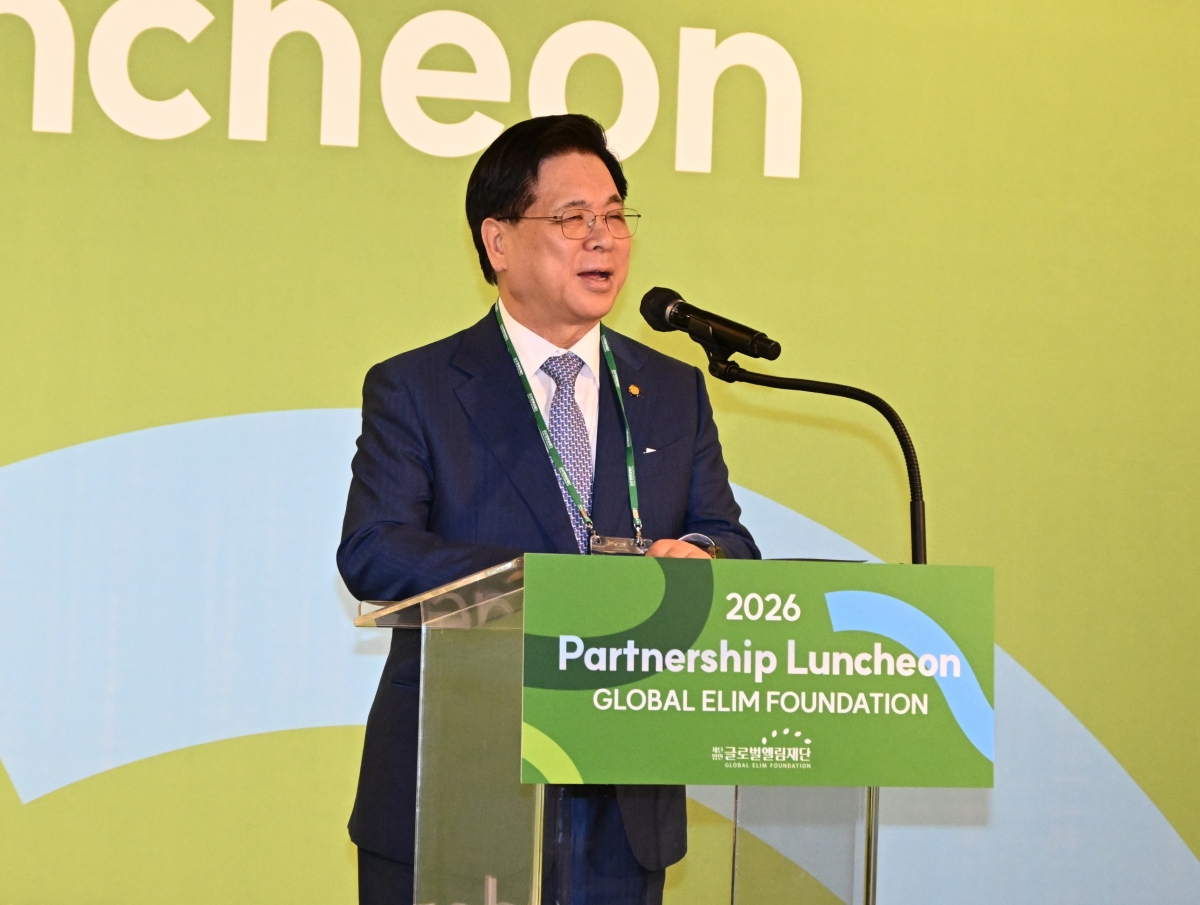 글로벌엘림재단 이사장인 이영훈 여의도순복음교회 목사가 인사말을 하고 있다. 글로벌엘림재단 제공.