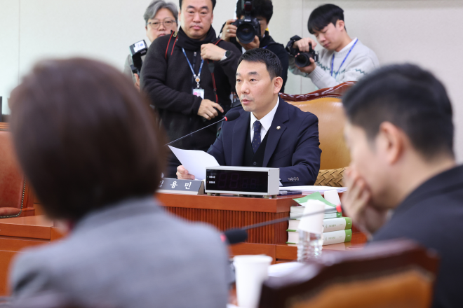 與 당대표 출마 거론 김용민, ‘조희대 탄핵’ 카드 다시 꺼냈다