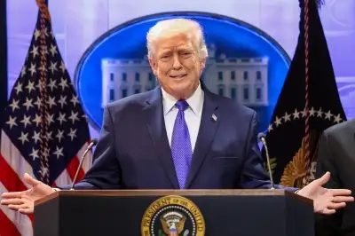 상호관세 위법 판결에 트럼프 “새 관세 10% 추가 부과”