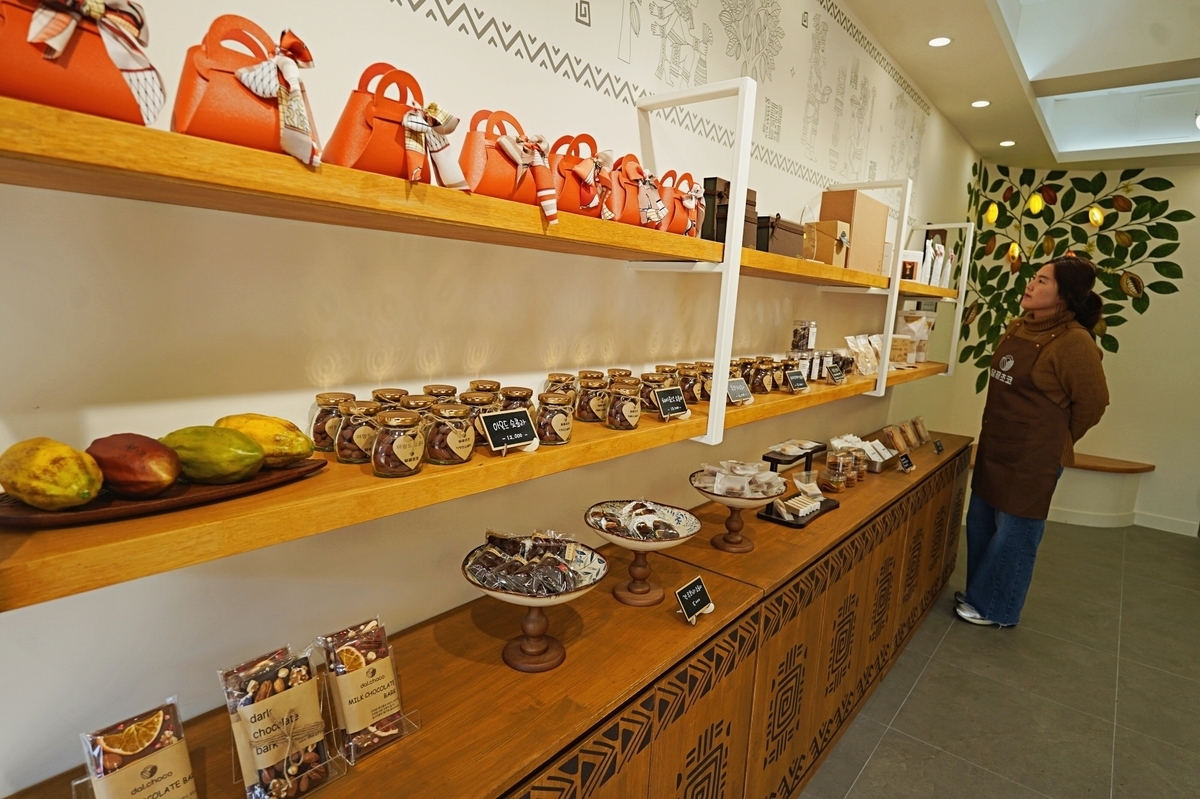 해남군이 원도심 상권 활성화를 위해  ‘초콜릿 거리’에 참여할 창업자를 모집한다. 해남군 제공